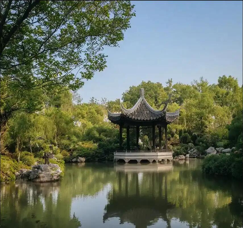 江岸区语蓉餐饮有限公司